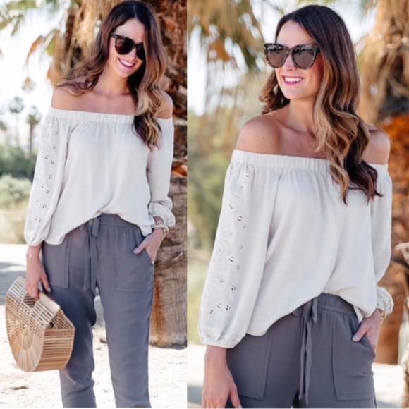 2/$30 ASTR The Label Off Shoulder Lace Embroidered Gauzy Relaxed Blouse Top - Picture 1 of 7